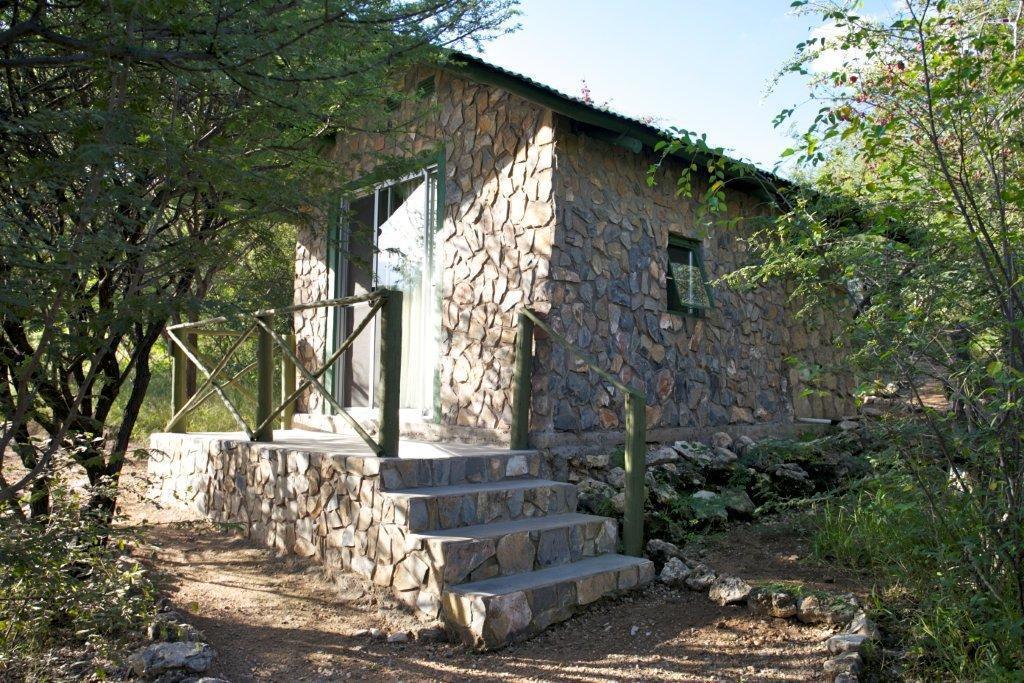 Sasa Safari Camp & Tours Villa Outjo Phòng bức ảnh